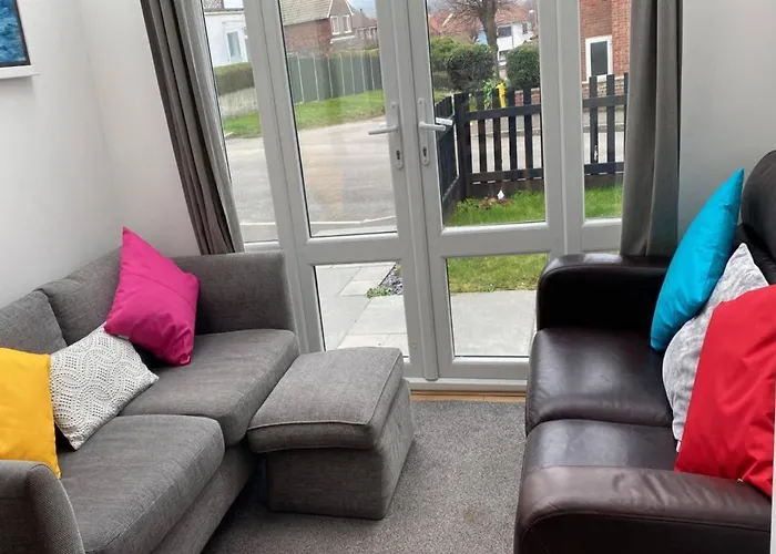 Huge 6 Bedroom House In Sheringham