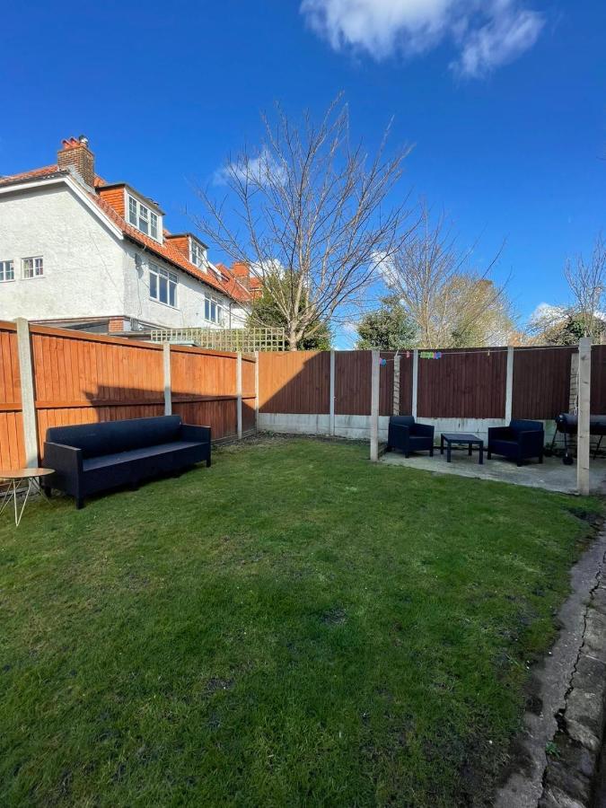 Huge 6 Bedroom House In Sheringham